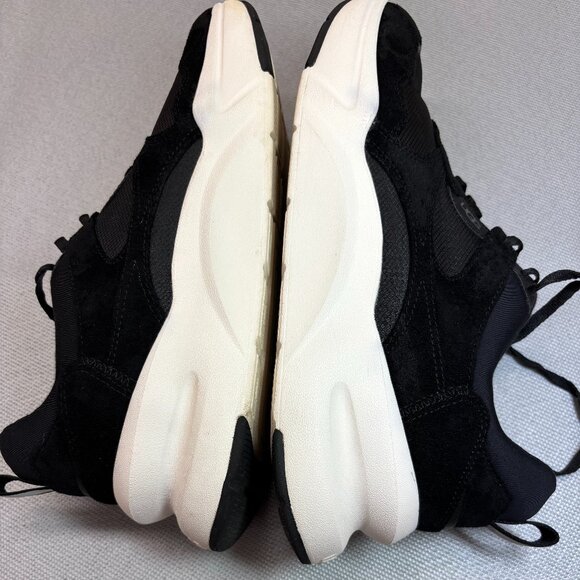 UGG LA Hills Fashion Sneakers - Picture 5 of 7